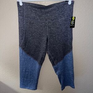 NWT Women's Champion Two Color Capri Pants / Grey / Size XXL